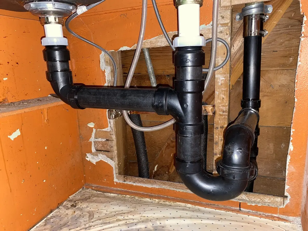 Professional Pipe Bursting equipment and tools on the job in Kochville